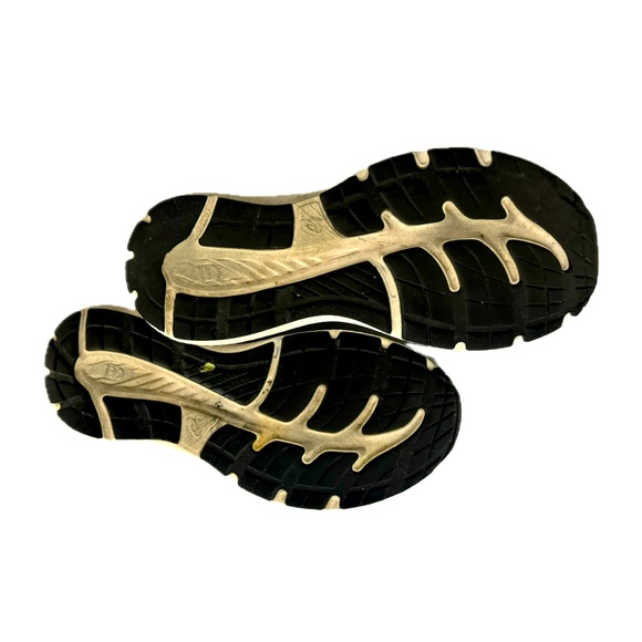 😎 Men’s Asics GEL-CONTEND® black w/green highlight stripe running shoes - Picture 4 of 4